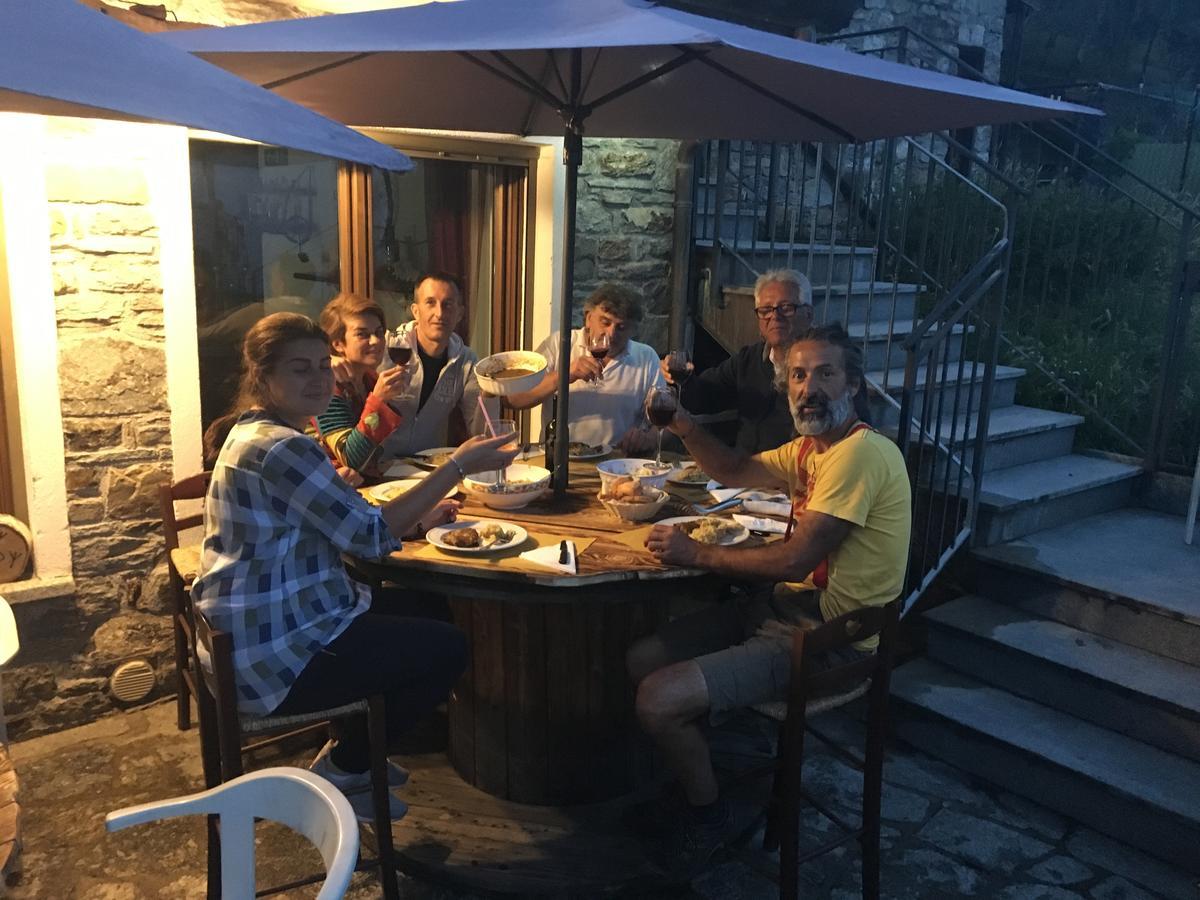 Baita Dal Vikingo Sorico Bagian luar foto