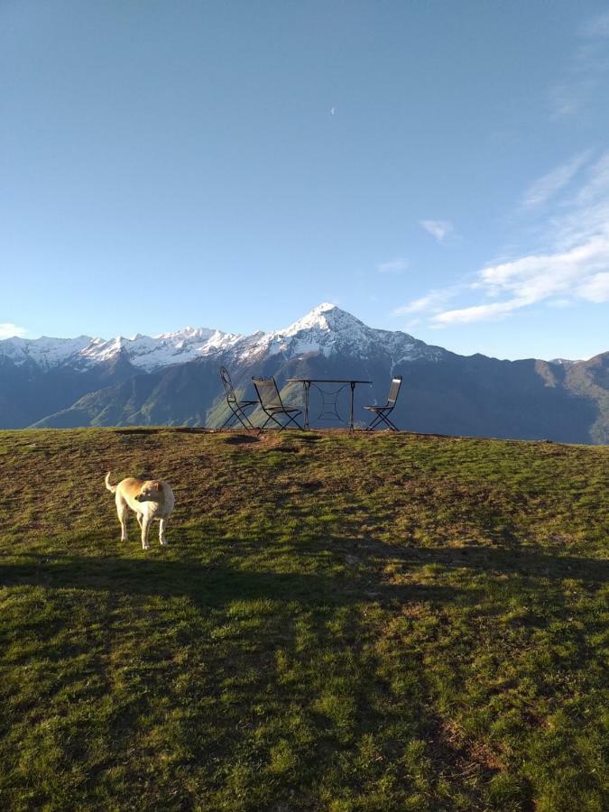Baita Dal Vikingo Sorico Bagian luar foto